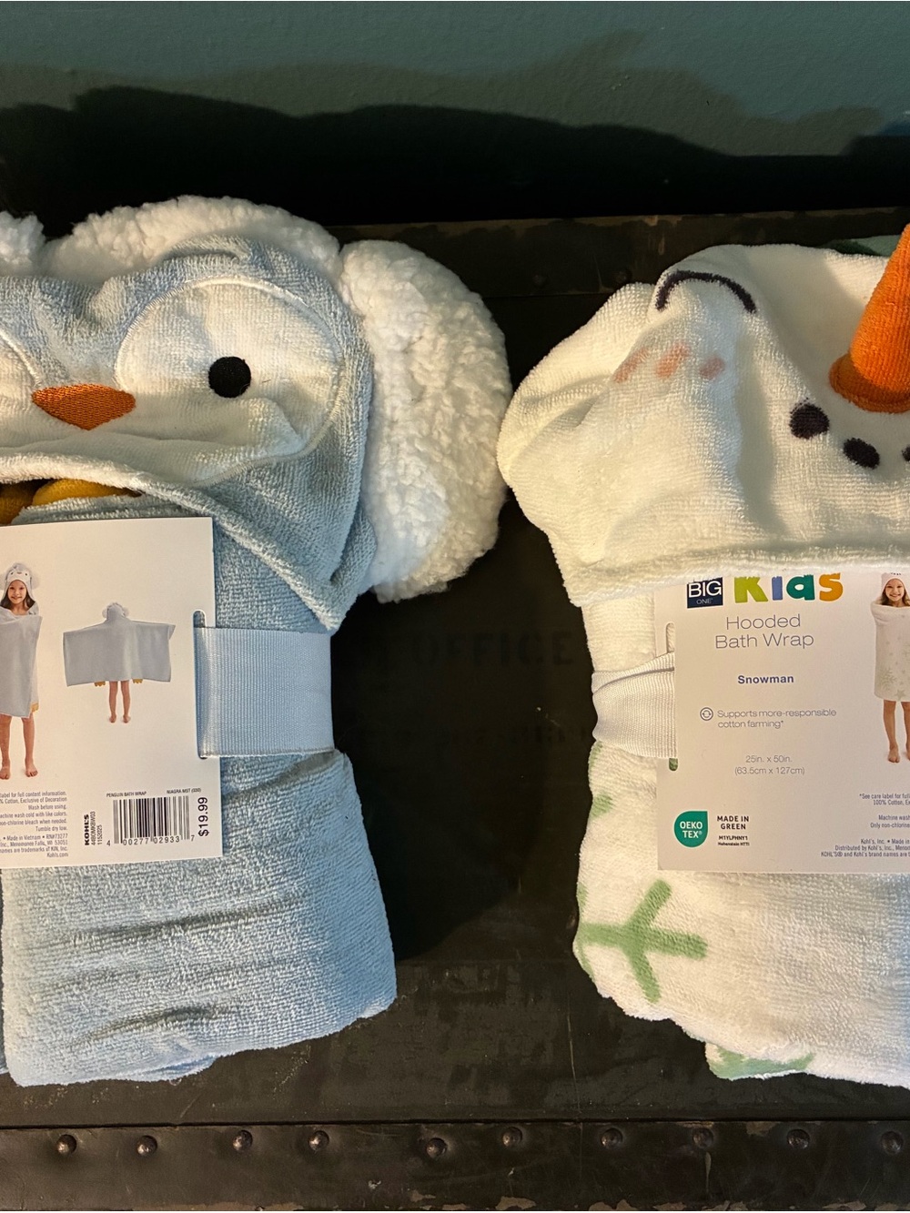 The Big One Kids Hooded Bath Wraps - Light Blue Penguin & White Snowman